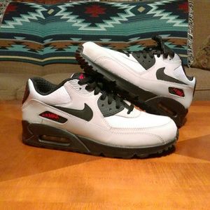 Nike Air Max 90 Essential